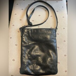 Margot black leather pouch
